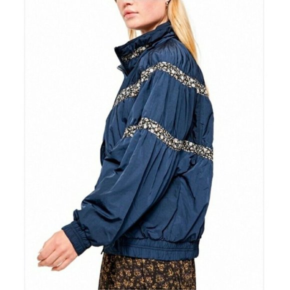 Free People Women's On My Mind Floral Full-Zip Bomber Retro Jacket Navy Sz Small - Picture 4 of 12